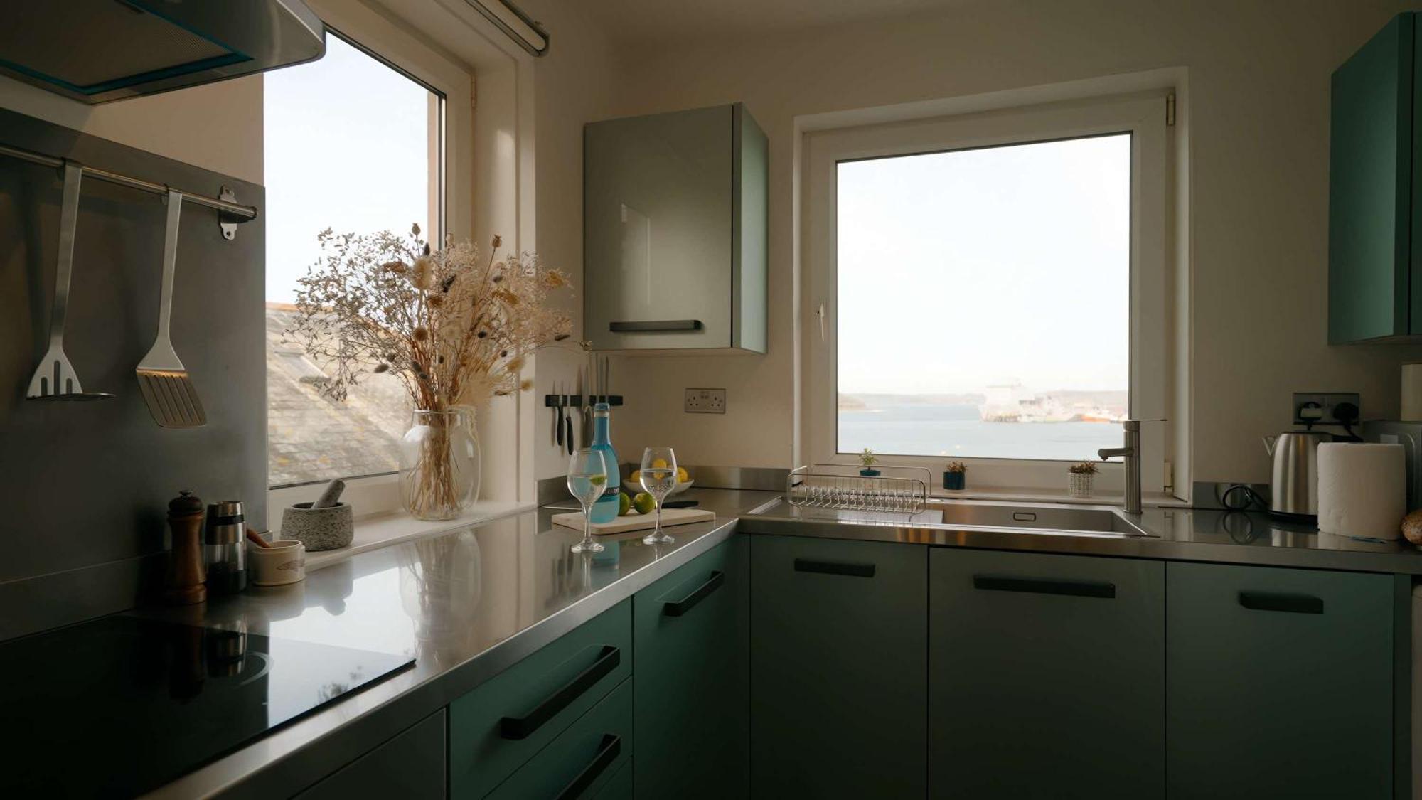 Breathtaking Harbourside Views With Parking At 'Harbour Strand' Фалмът Екстериор снимка